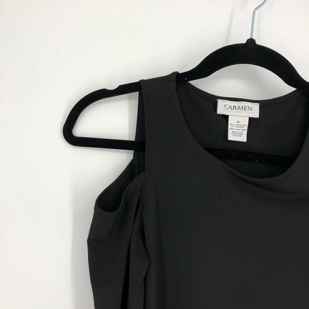 CARMEN MARC VALVO Cold Shoulder 3/4 Sleeve Top - Picture 2 of 4